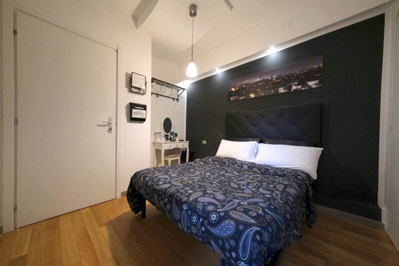 La Boutique Di Via Dell Indipendenza Hotell Bologna Exteriör bild