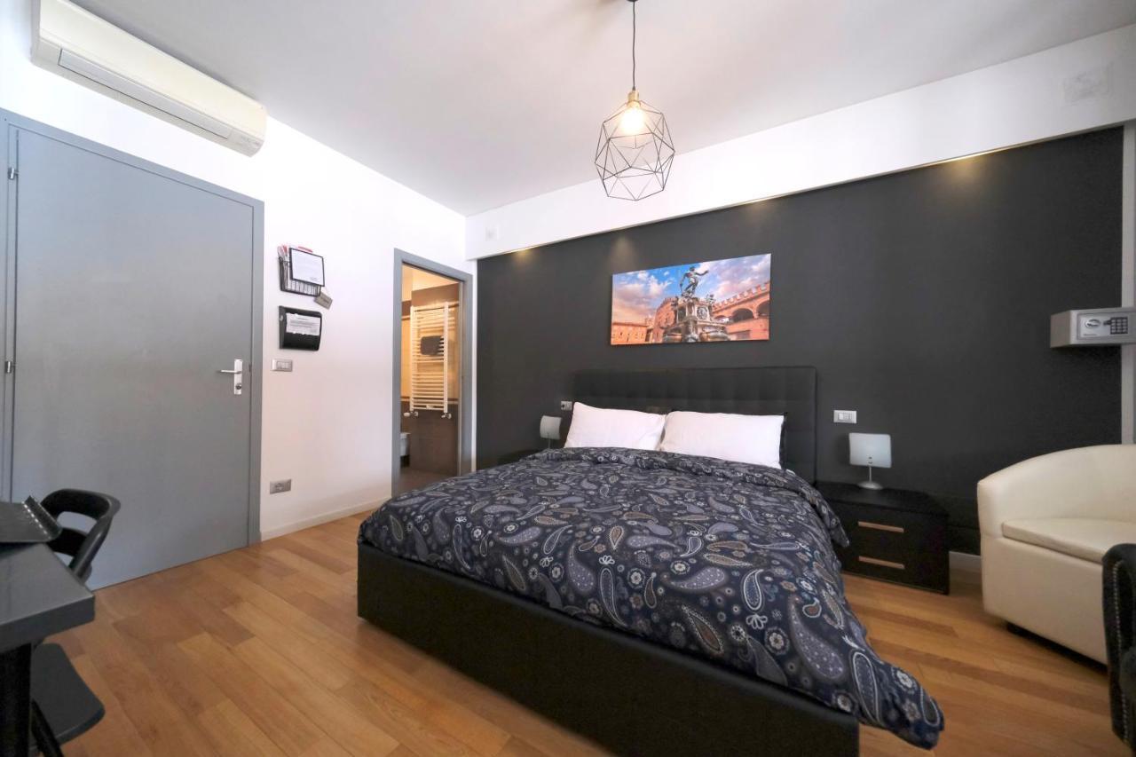La Boutique Di Via Dell Indipendenza Hotell Bologna Exteriör bild