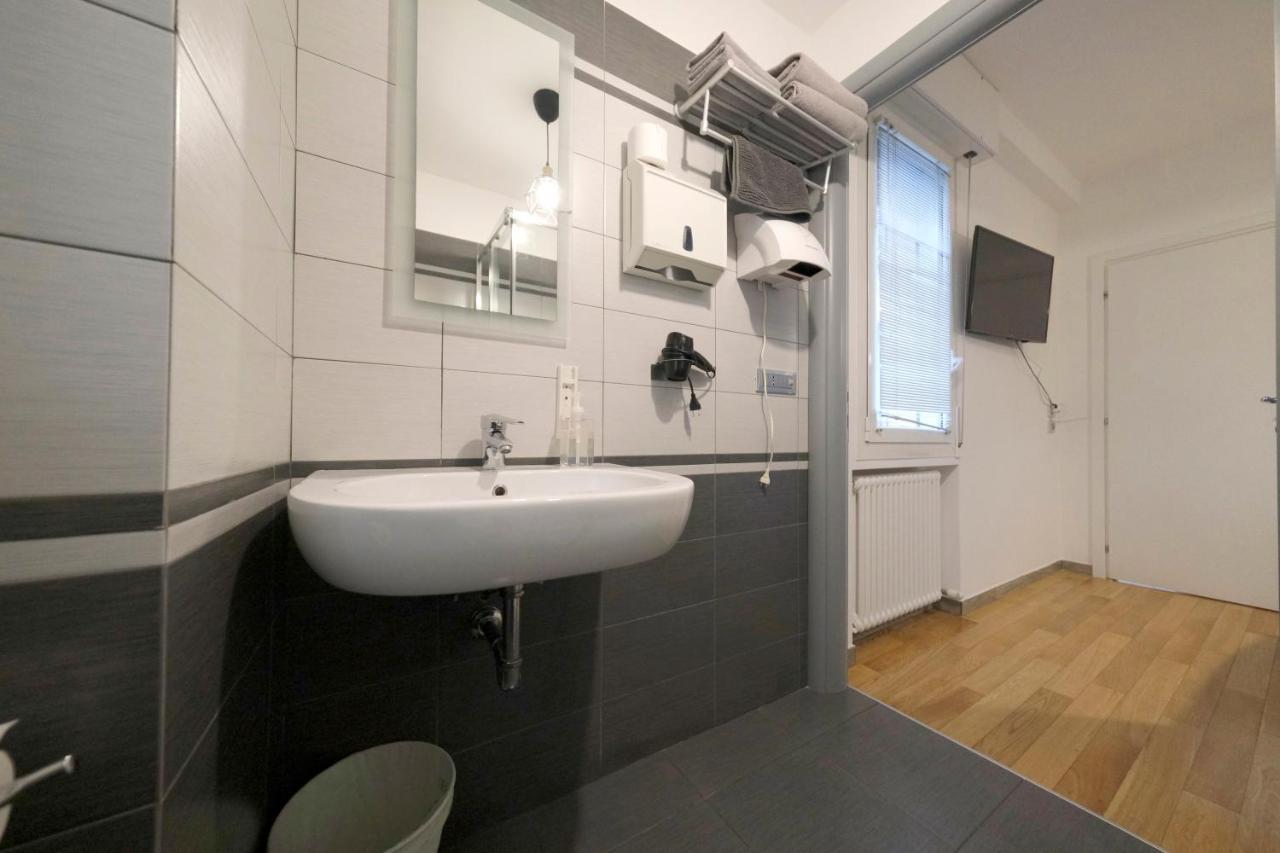 La Boutique Di Via Dell Indipendenza Hotell Bologna Exteriör bild