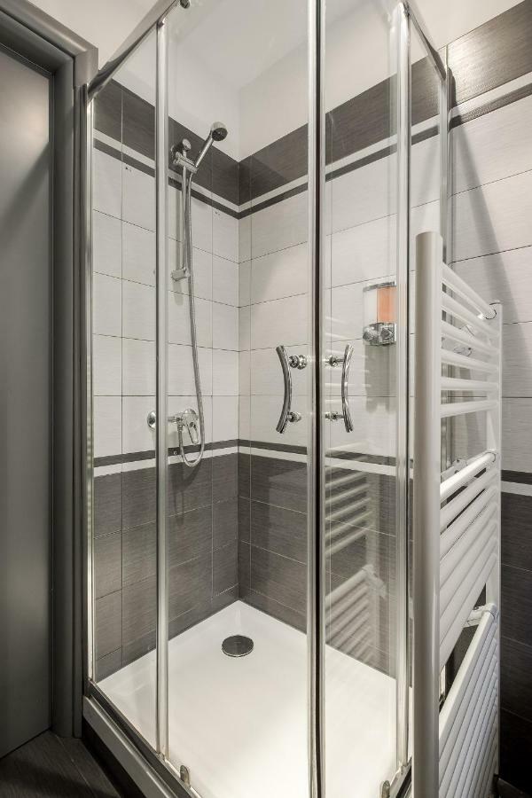 La Boutique Di Via Dell Indipendenza Hotell Bologna Exteriör bild