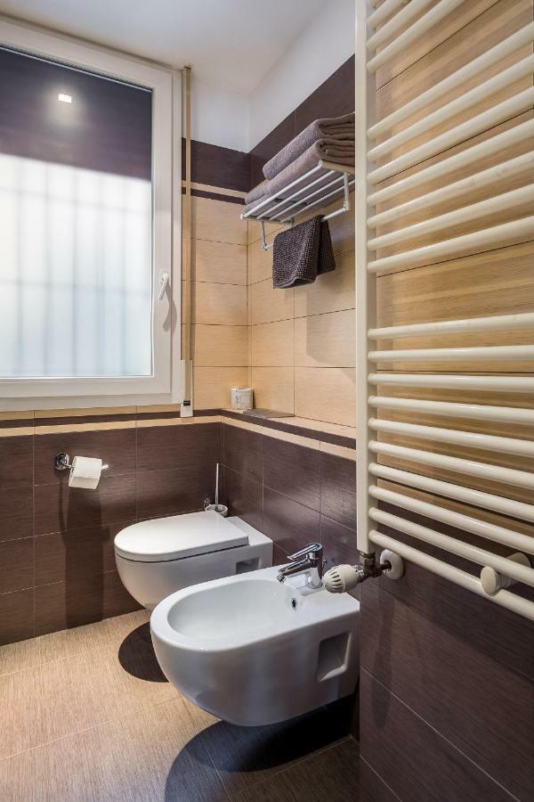 La Boutique Di Via Dell Indipendenza Hotell Bologna Exteriör bild